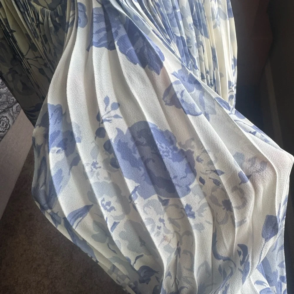Reformation ⚡️BNWT⚡️ "Ezlynn" Dress - Picture 6 of 15